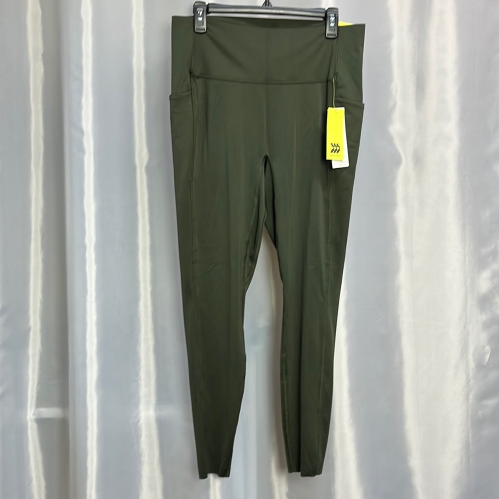 All in motion, high rise, leggings. 1320